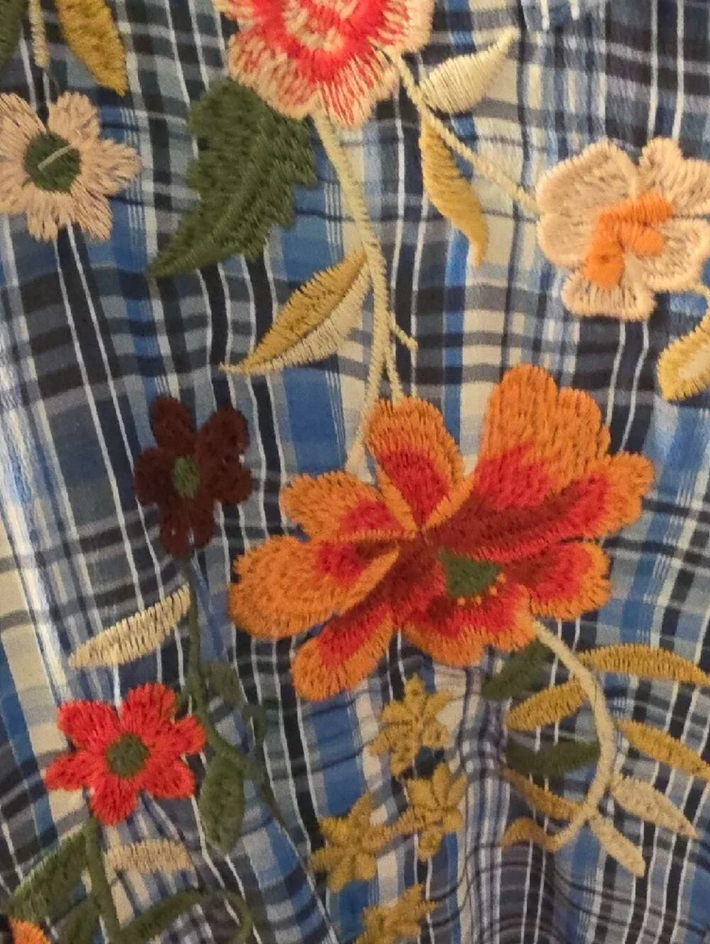 Johnny Was Blue Plaid Embroidered Shirt with Floral Accent Size L Nwot - Picture 4 of 5